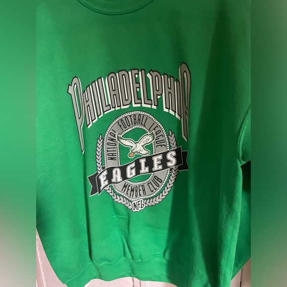 Philadelphia Eagles sweatshirt - Picture 2 of 2